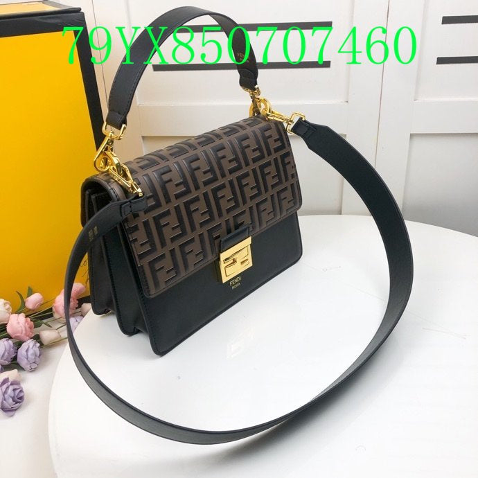 GC - Shoulder - 2587