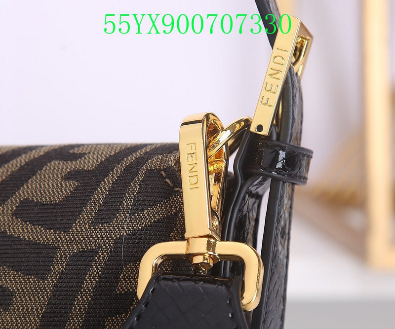 GC - Shoulder - 2588