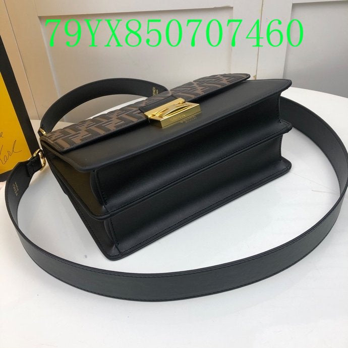 GC - Shoulder - 2587