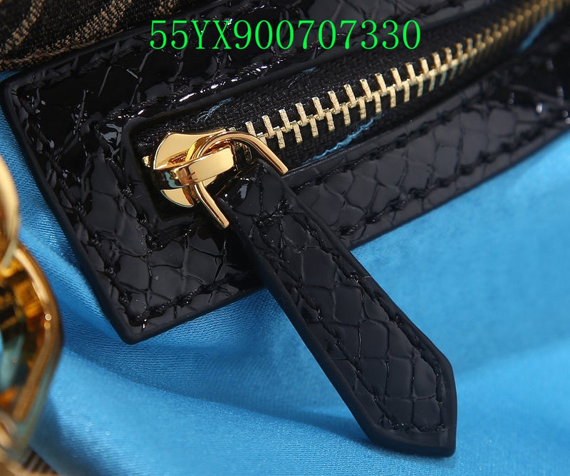 GC - Shoulder - 2588