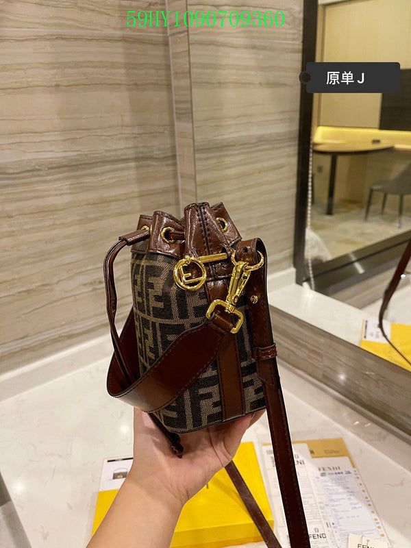 GC - Shoulder - 2577