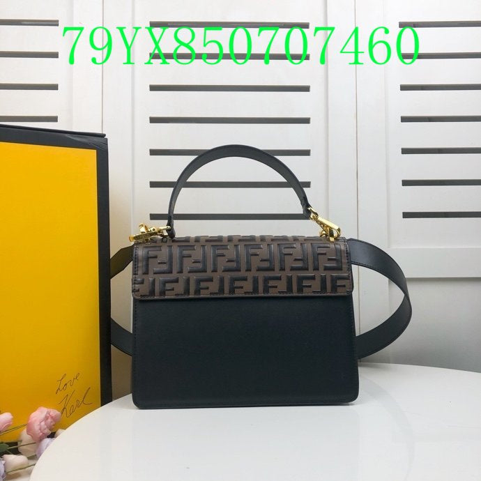 GC - Shoulder - 2587