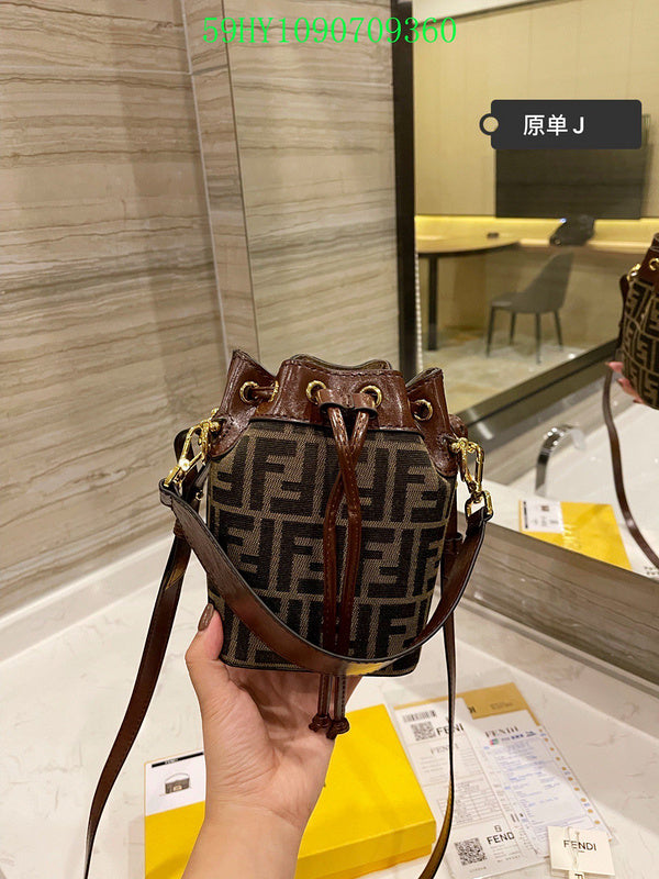 GC - Shoulder - 2577