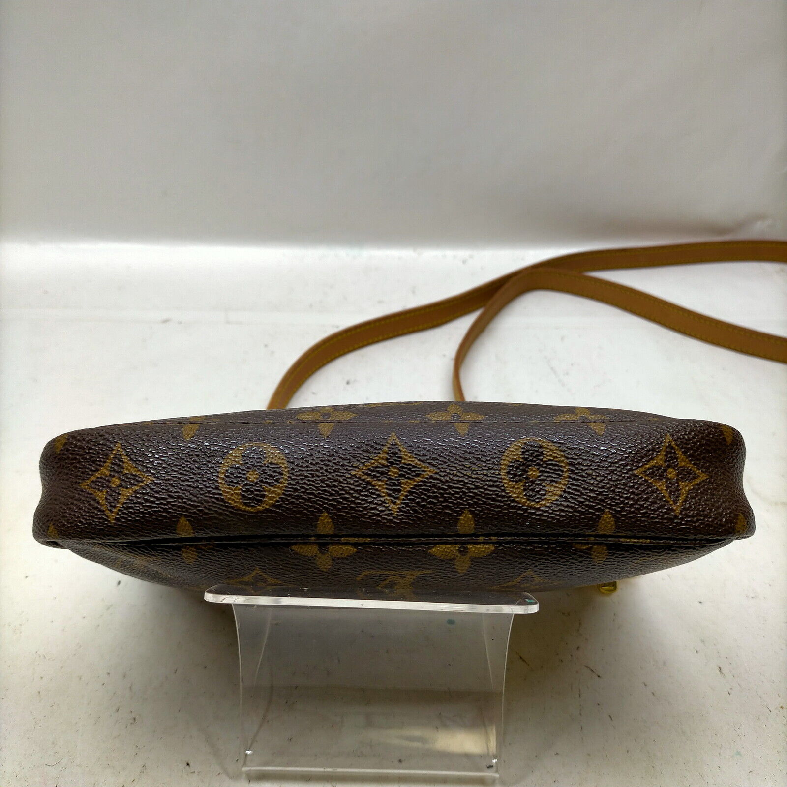 Louis Vuitton Pochette Accessoires Monogram Hand Bag