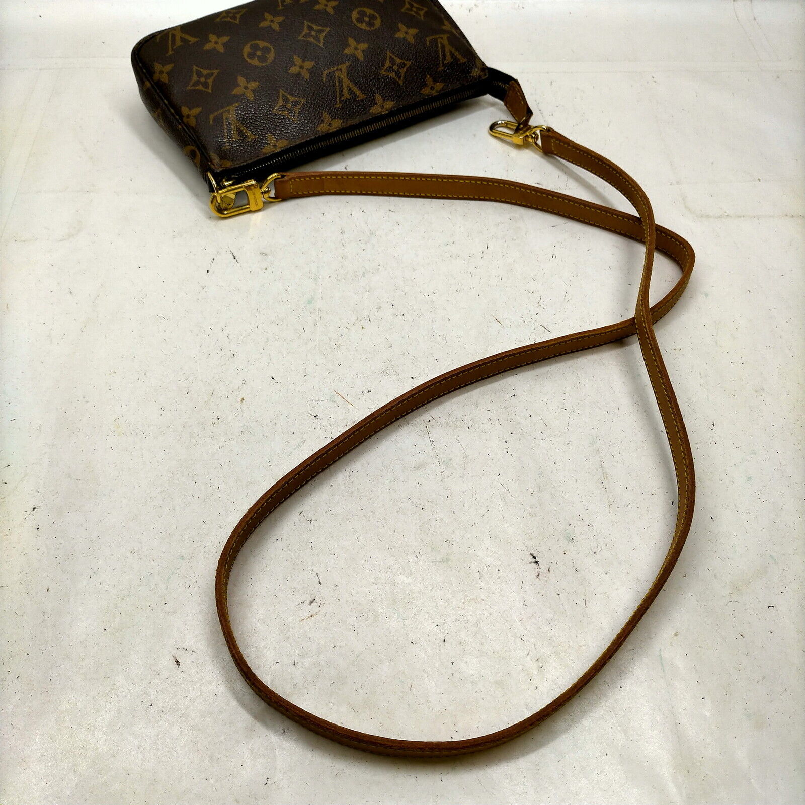 Louis Vuitton Pochette Accessoires Monogram Hand Bag