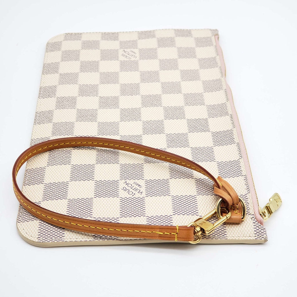 Louis Vuitton Pouch /Wristlet / Clutch Bag