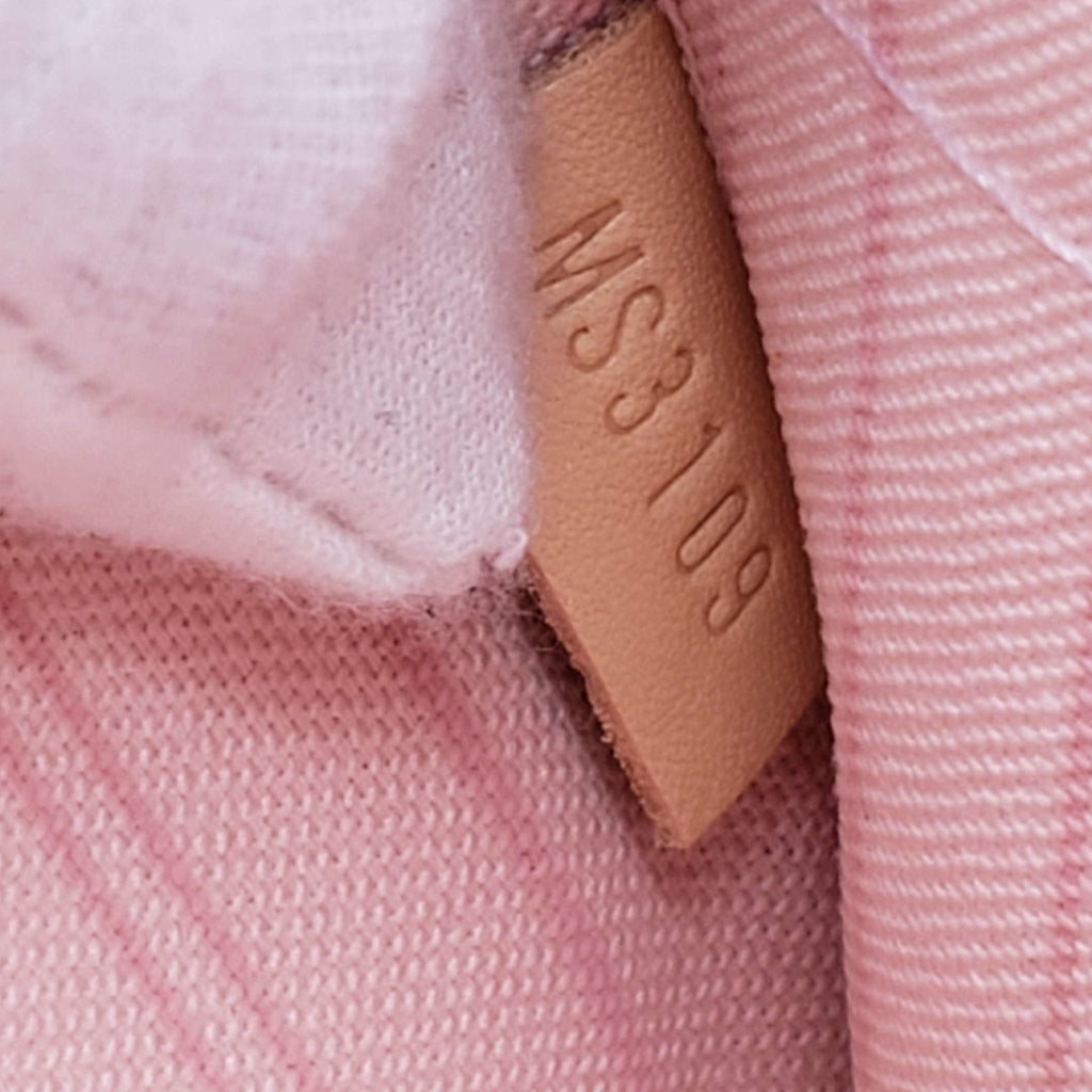 Louis Vuitton Pouch /Wristlet / Clutch Bag