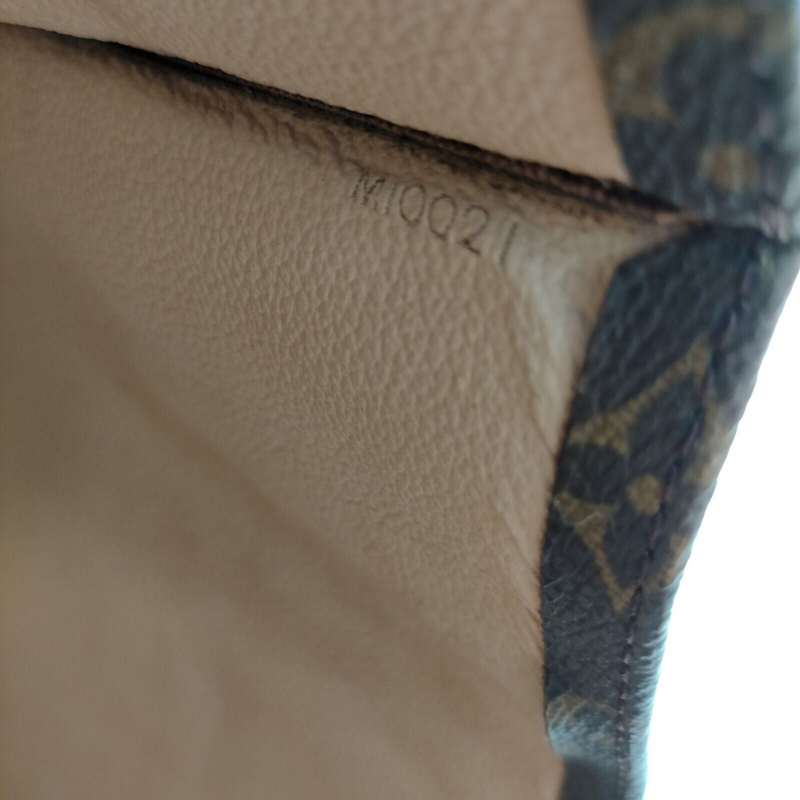 Louis Vuitton Sac Plat Browns Monogram Hand Bag